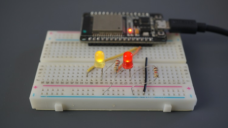 ESP32 ESP8266 Blinking LEDs at different rates