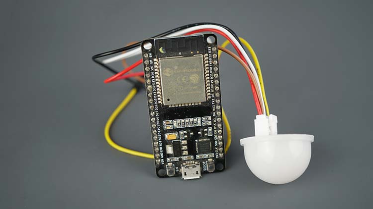 ESP32 with BH1750 Ambient Light Sensor