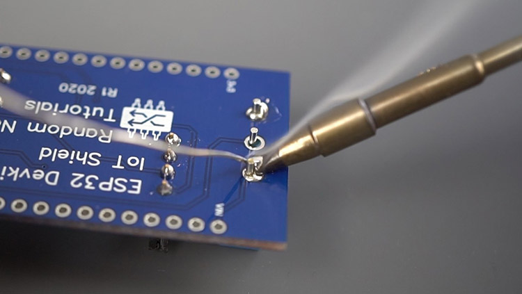 ESP32 PCB Shield soldering with TS80 portable soldering iron