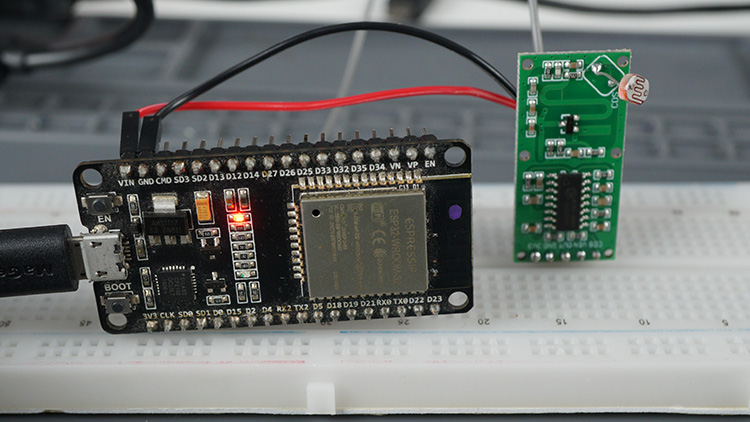 ESP32 ESP8266 NodeMCU RCWL-0516 demonstration motion detection