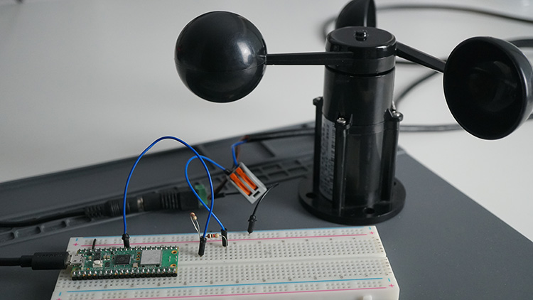 Raspberry Pi Pico with Anemometer Wind Sensor Circuit